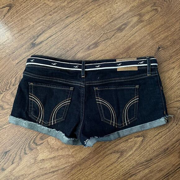 Hollister Y2K blue denim low rise roll up hem sexy shorts size 27 5 belted belt - Picture 2 of 7